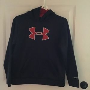 UNDER ARMOUR STORM BLACK/RED HOODIE. YLG.